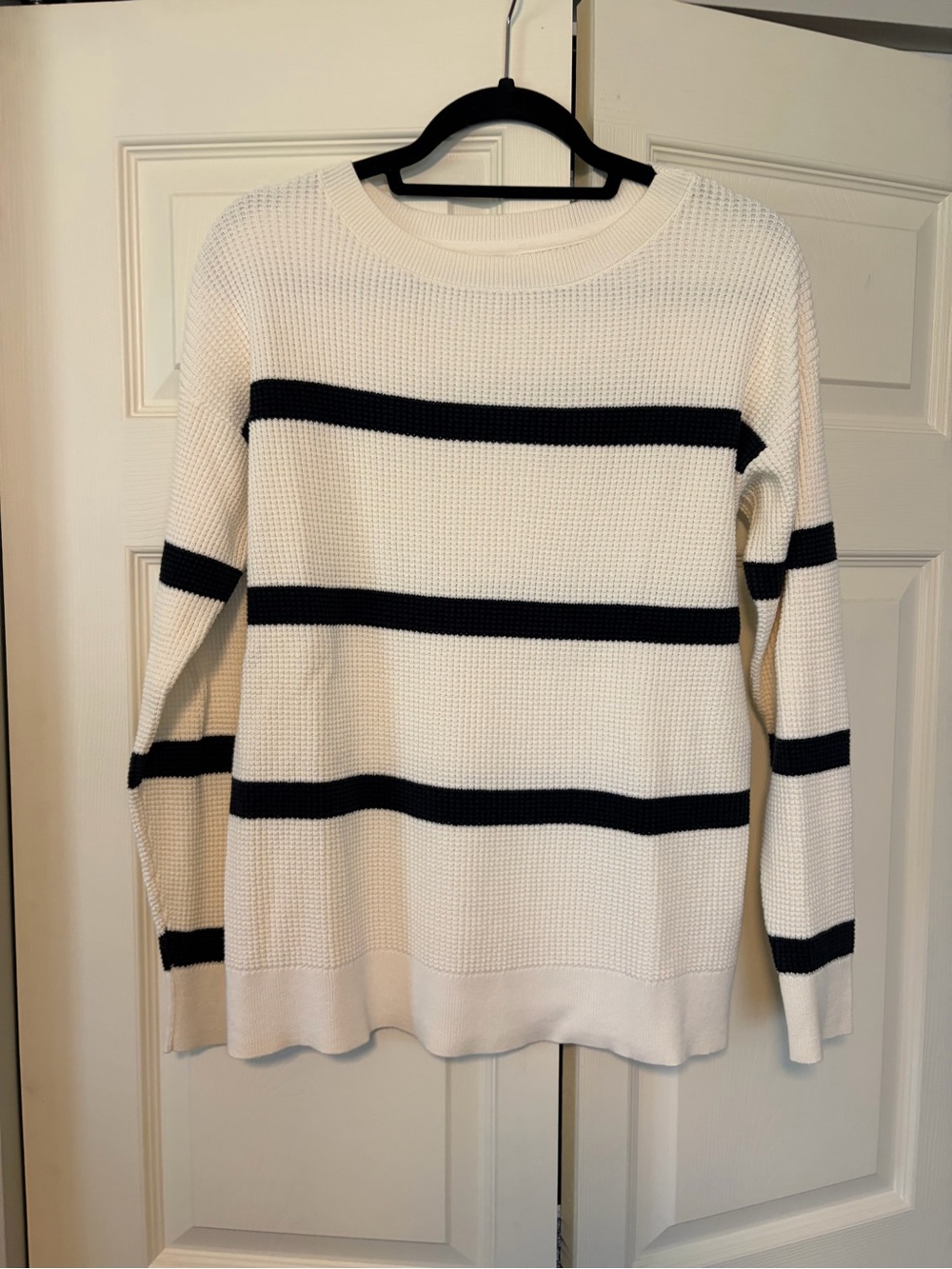 LLBean Cream and Black Striped Women's Sweater - Classic Crewneck